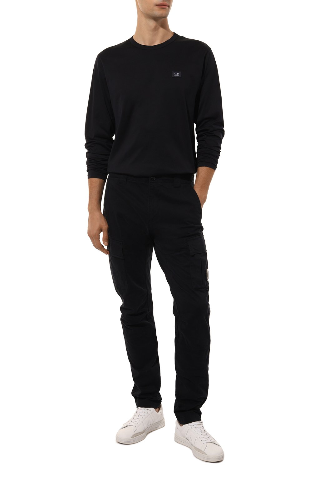 Хлопковый лонгслив C.P. COMPANY темно-синего цвета по цене 13800 руб., арт. 17CMTS055A006374G, фото 2 Хлопковый лонгслив C.P. COMPANY, арт. 17CMTS055A006374G, фото 2