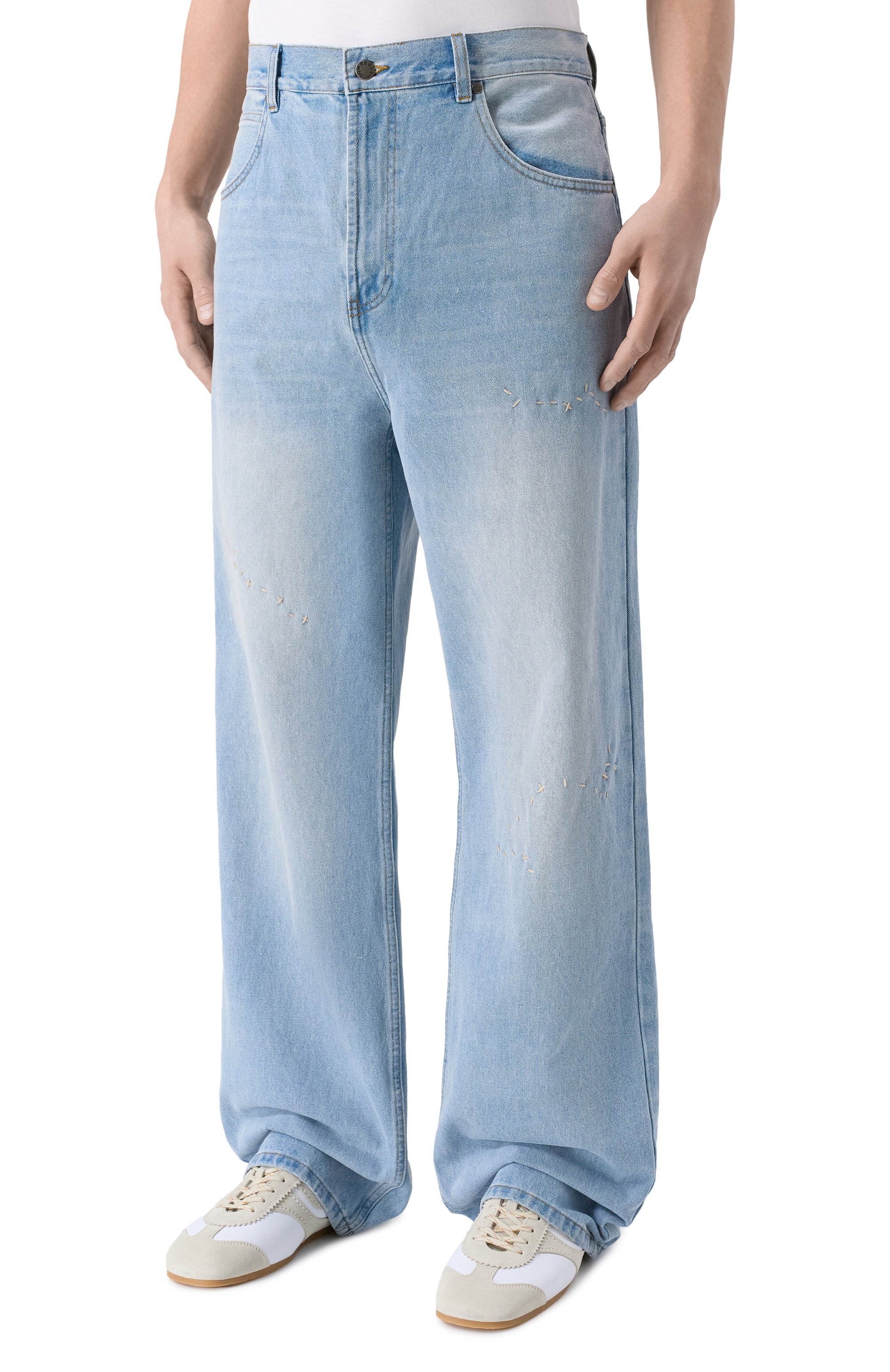 Джинсы DOMREBEL голубого цвета по цене 39200 руб., арт. M JERK/B00TCUT JEANS, фото 3 Джинсы DOMREBEL, арт. M JERK/B00TCUT JEANS, фото 3