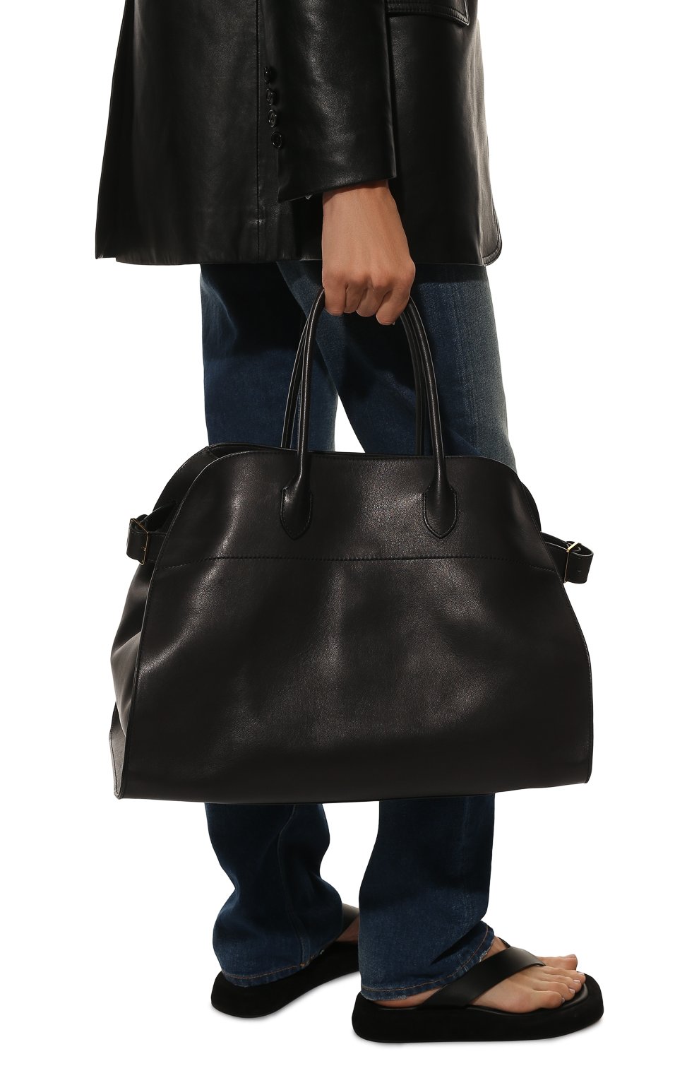 Сумка margaux 17 THE ROW черного цвета по цене 621000 руб., арт. W1254L72, фото 2 Сумка margaux 17 THE ROW, арт. W1254L72, фото 2