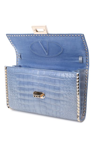 Клатч rockstud no limit VALENTINO голубого цвета по цене 1730000 руб., арт. RW2B0C43/C0D/AMIS, фото 4 Клатч rockstud no limit VALENTINO, арт. RW2B0C43/C0D/AMIS, фото 4