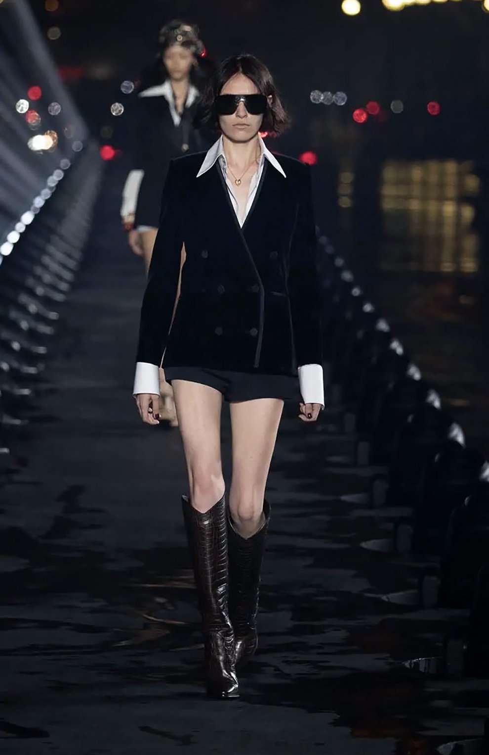 Жакет SAINT LAURENT черного цвета по цене 331500 руб., арт. 615864/Y525R, фото 6 Жакет SAINT LAURENT, арт. 615864/Y525R, фото 6
