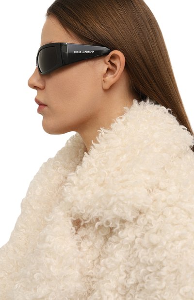 Солнцезащитные очки DOLCE & GABBANA черного цвета по цене 44850 руб., арт. 6188-501/87, фото 2 Солнцезащитные очки DOLCE & GABBANA, арт. 6188-501/87, фото 2
