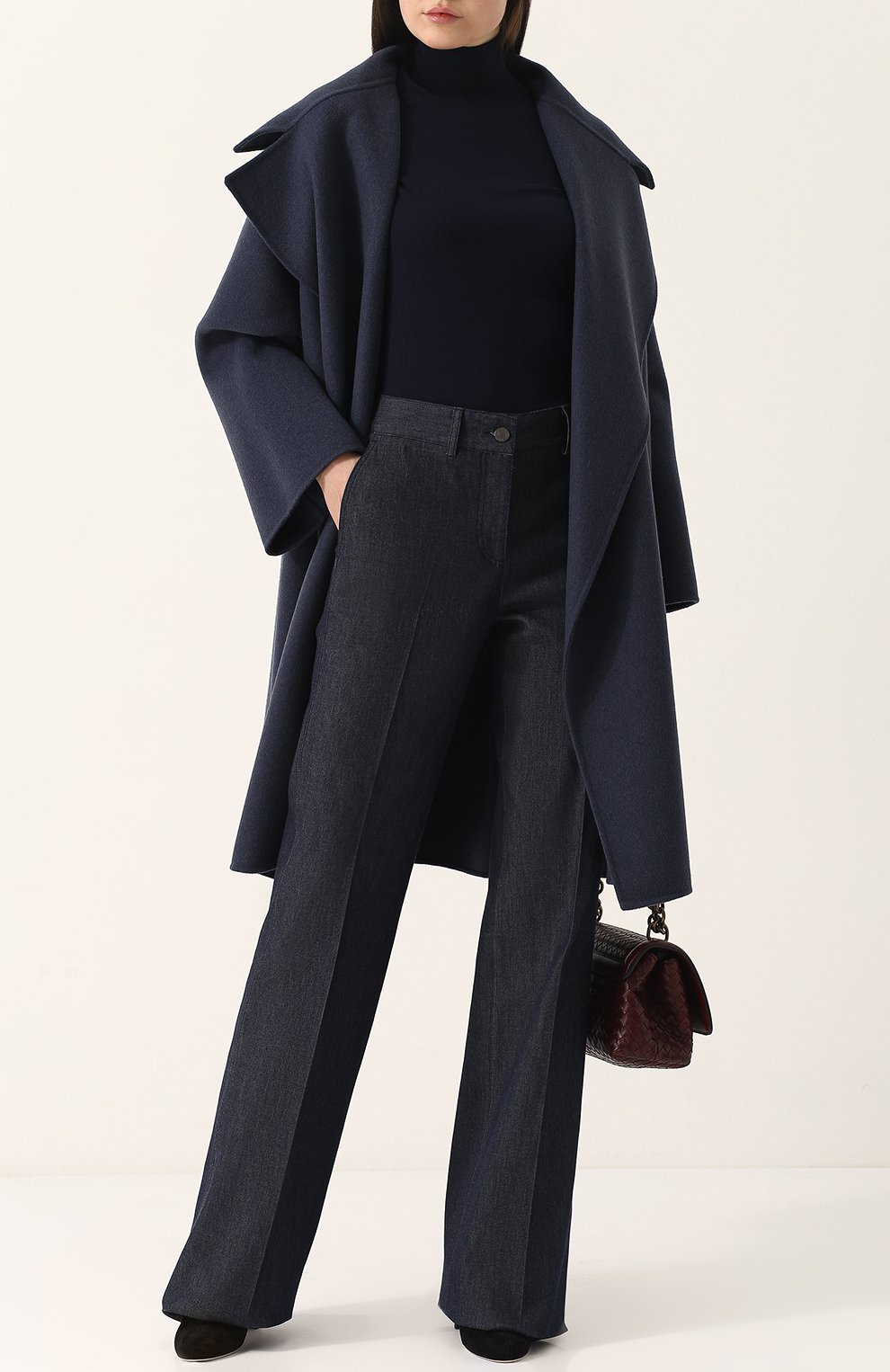 Однотонные джинсы прямого кроя со стрелками BOTTEGA VENETA, арт. 498997/VELJ0, фото 2