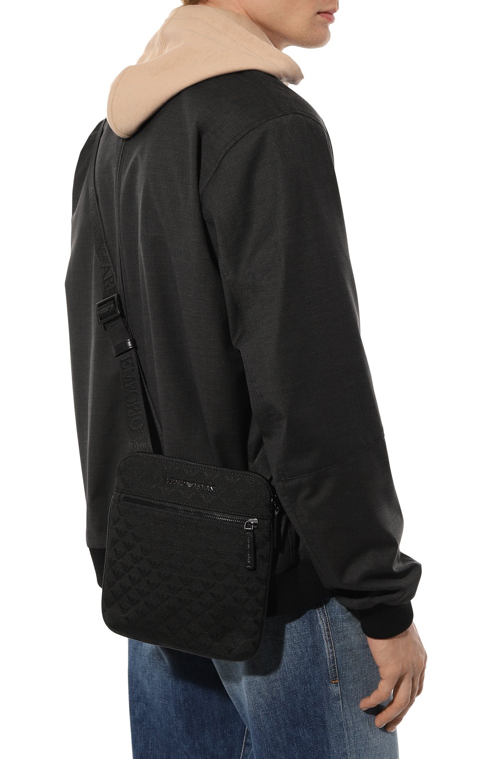 Текстильная сумка EMPORIO ARMANI черного цвета по цене 27800 руб., арт. Y4M185/Y022V, фото 2 Текстильная сумка EMPORIO ARMANI, арт. Y4M185/Y022V, фото 2