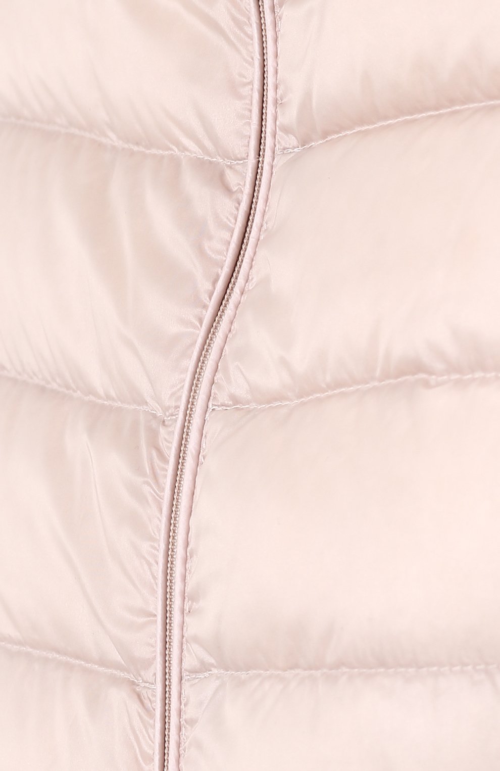 Стеганый пуховик с воротником-стойкой MONCLER светло-розового цвета по цене 47100 руб., арт. D1-093-45379-99-53048, фото 5 Стеганый пуховик с воротником-стойкой MONCLER, арт. D1-093-45379-99-53048, фото 5