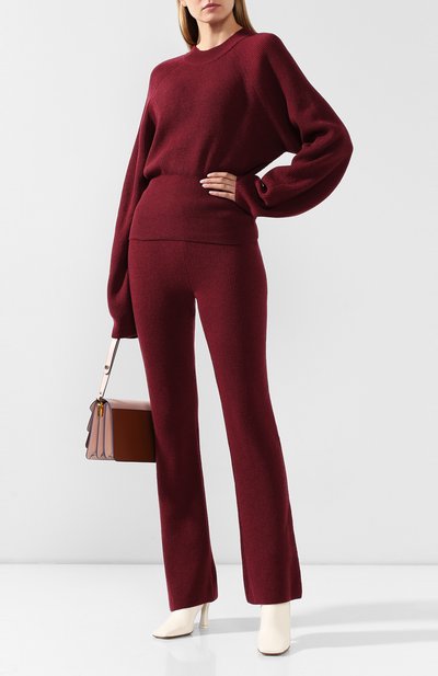Пуловер NANUSHKA бордового цвета по цене 35000 руб., арт. ARDEN_BERRY_CASHMERE BLEND RIB, фото 2 Пуловер NANUSHKA, арт. ARDEN_BERRY_CASHMERE BLEND RIB, фото 2