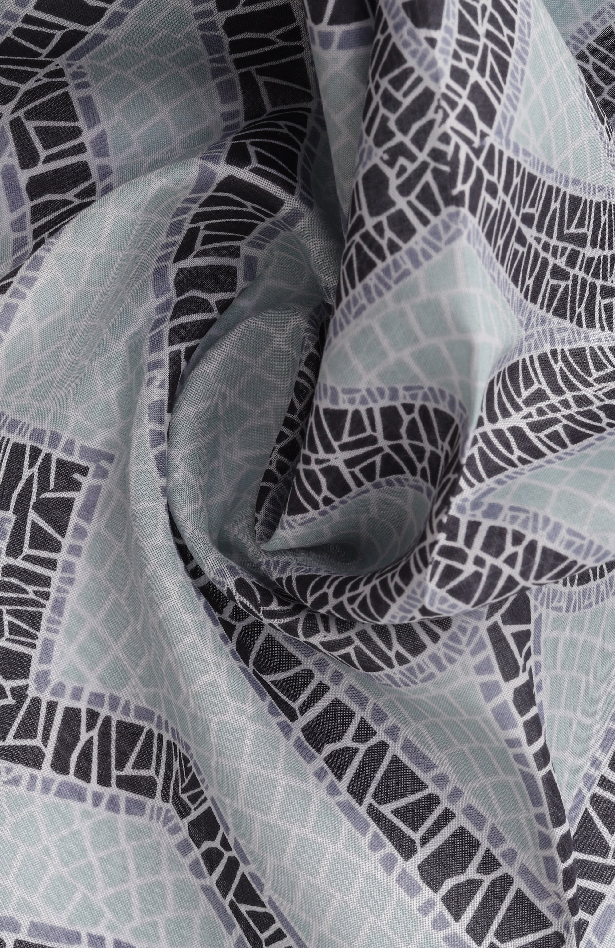 Джинсовые шорты nicolas JACOB COHEN темно-синего цвета по цене 42300 руб., арт. JUM_0E001 054 S2544 TR, фото 8 Джинсовые шорты nicolas JACOB COHEN, арт. JUM_0E001 054 S2544 TR, фото 8