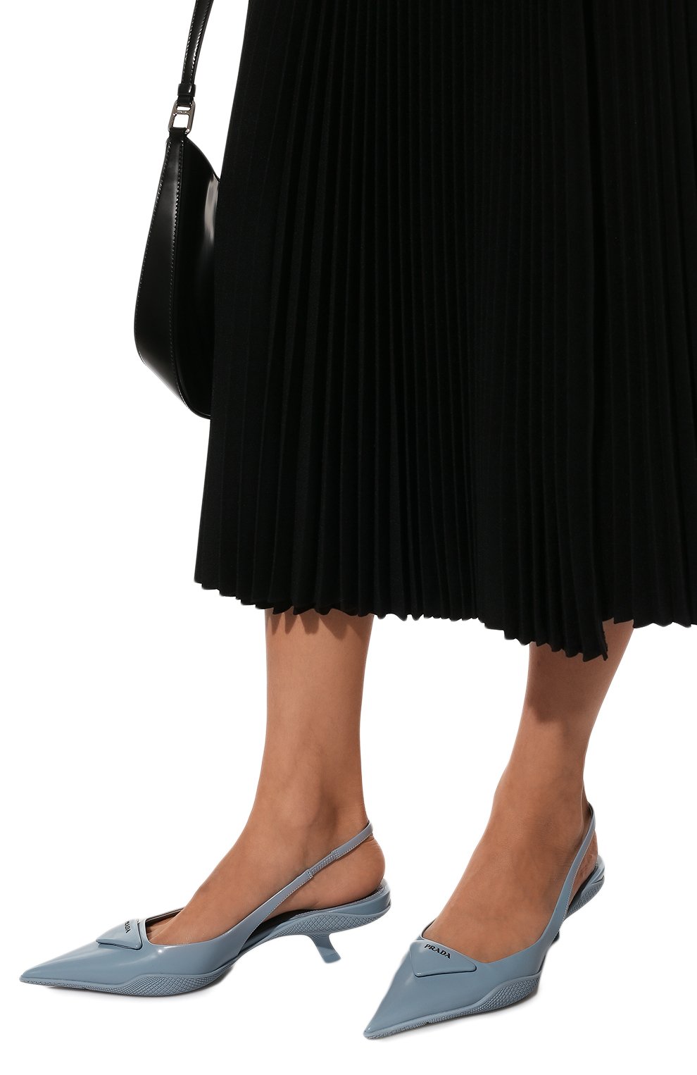 Кожаные туфли PRADA голубого цвета по цене 95000 руб., арт. 1I565M-055-F0076-A045, фото 3 Кожаные туфли PRADA, арт. 1I565M-055-F0076-A045, фото 3