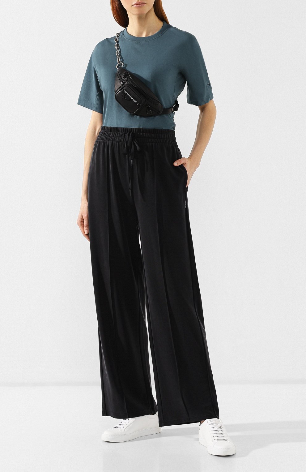 Брюки свободного кроя ALEXANDERWANG.T черного цвета по цене 26450 руб., арт. 4C194008, фото 2 Брюки свободного кроя ALEXANDERWANG.T, арт. 4C194008, фото 2