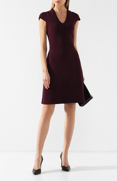 Приталенное платье MICHAEL MICHAEL KORS бордового цвета по цене 19950 руб., арт. MH88YEX5ZV, фото 2 Приталенное платье MICHAEL MICHAEL KORS, арт. MH88YEX5ZV, фото 2