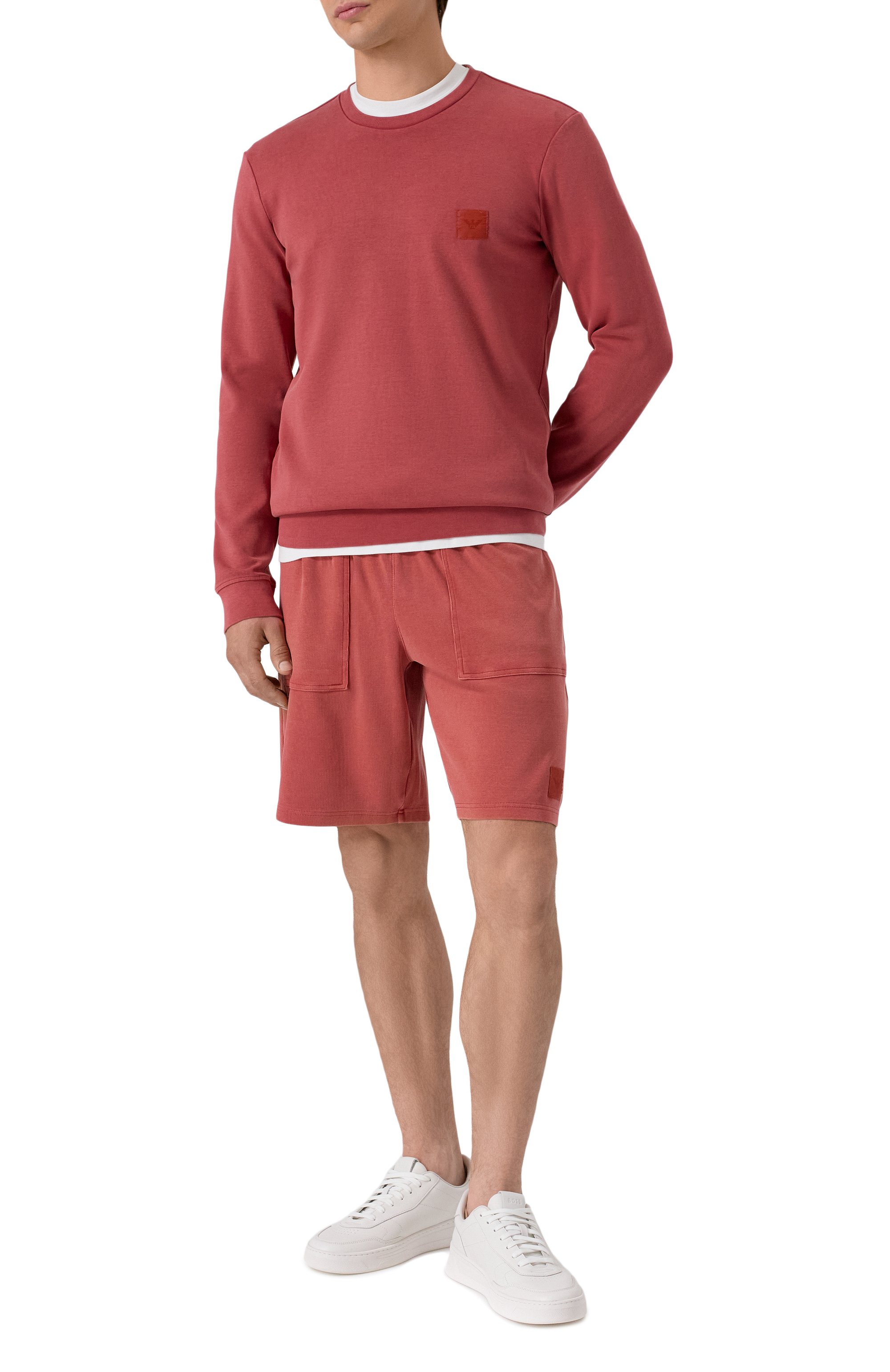 Хлопковый свитшот EMPORIO ARMANI красного цвета по цене 14250 руб., арт. EM000522/AF10786, фото 2 Хлопковый свитшот EMPORIO ARMANI, арт. EM000522/AF10786, фото 2