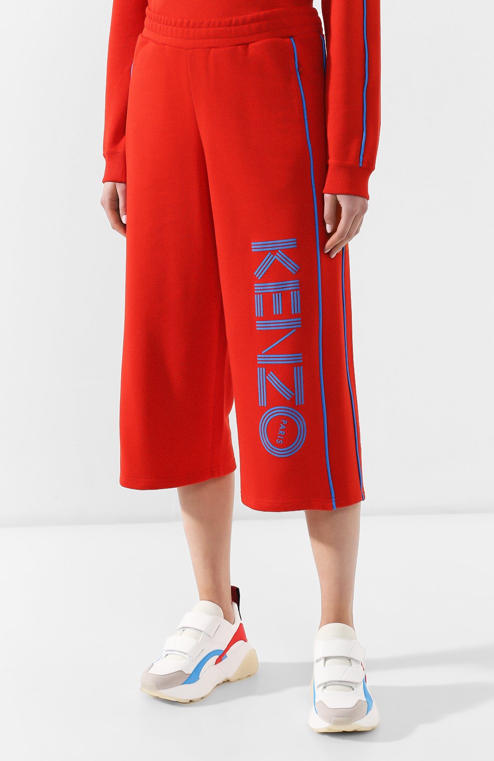 Хлопковые брюки KENZO красного цвета по цене 21100 руб., арт. 2PA705952, фото 3 Хлопковые брюки KENZO, арт. 2PA705952, фото 3