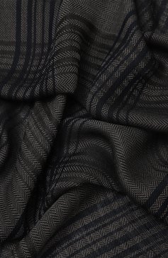 Мужской шарф CORNELIANI серого цвета, арт. 92B339-3829002 | Фото 3 (Материал сплава: Проставлено; Материал: Текстиль, Шерсть; Нос: Не проставлено; Мужское Кросс-КТ: Шарфы - с бахромой; Кросс-КТ: шерсть)