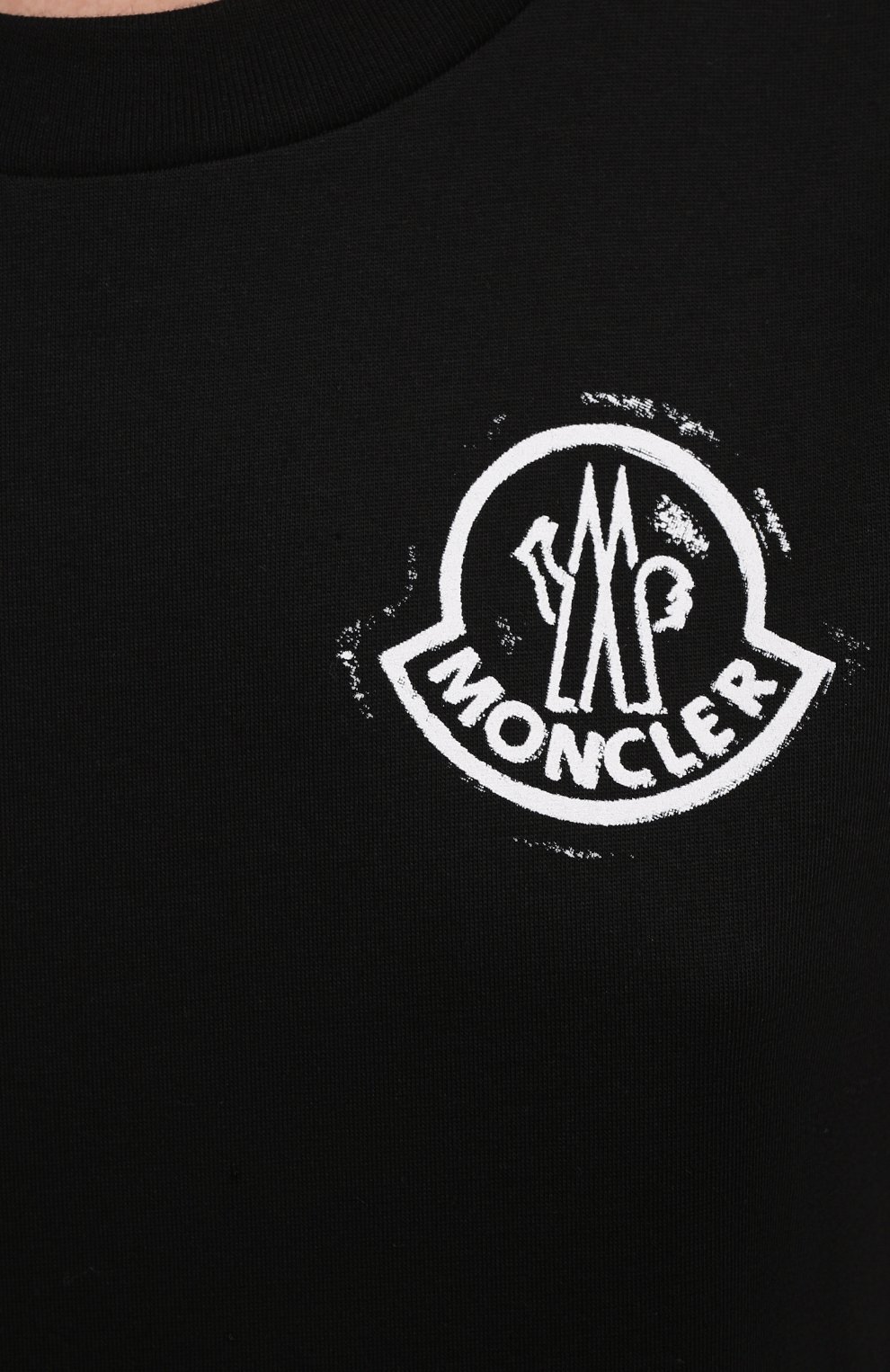 Хлопковая футболка MONCLER черного цвета по цене 22550 руб., арт. G2-093-8C000-16-829FB, фото 5 Хлопковая футболка MONCLER, арт. G2-093-8C000-16-829FB, фото 5