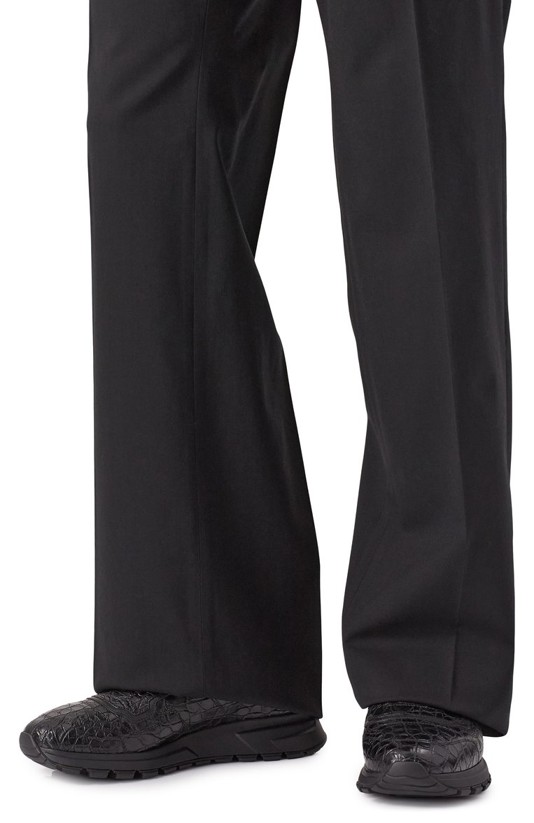 Мужские кроссовки из кожи каймана PRADA черного цвета, арт. 4E3388-3L3D-F0002-A000 | Фото 3 (Кросс-КТ: Низкие; Подошва: Массивная; Материал внешний: Экзотическая кожа, Натуральная кожа; Материал утеплителя: Без утеплителя; Стили: Классический)