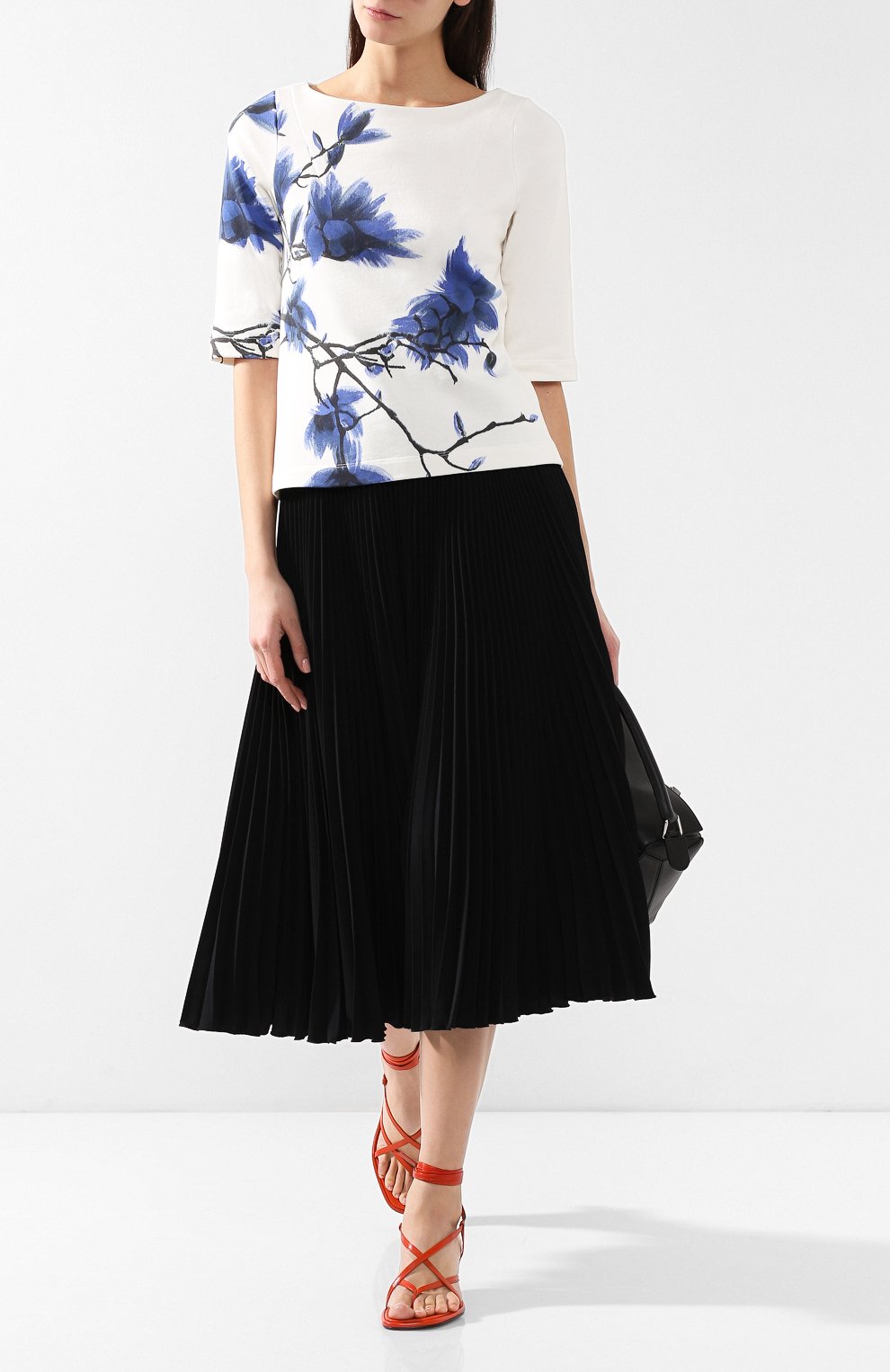 Хлопковый топ DRIES VAN NOTEN белого цвета по цене 43200 руб., арт. 191-11119-7618, фото 2 Хлопковый топ DRIES VAN NOTEN, арт. 191-11119-7618, фото 2