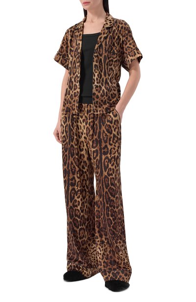 Сабо из овчины DOLCE & GABBANA черного цвета по цене 120500 руб., арт. CI0224/A9Y93, фото 3 Сабо из овчины DOLCE & GABBANA, арт. CI0224/A9Y93, фото 3