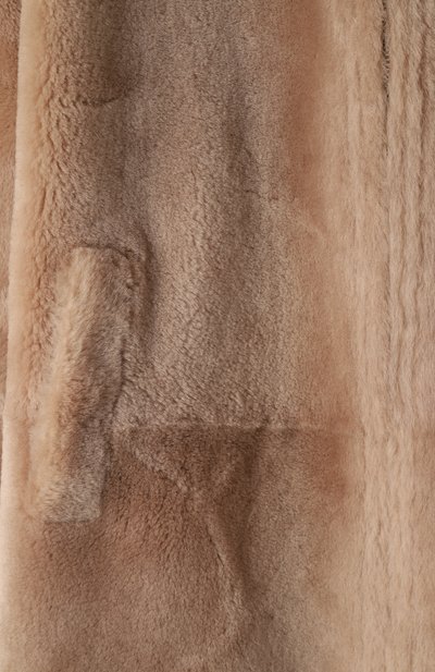 Шуба из овчины VLASTA MOUNTAIN бежевого цвета по цене 78400 руб., арт. LEVREK-20K, фото 3 Шуба из овчины VLASTA MOUNTAIN, арт. LEVREK-20K, фото 3
