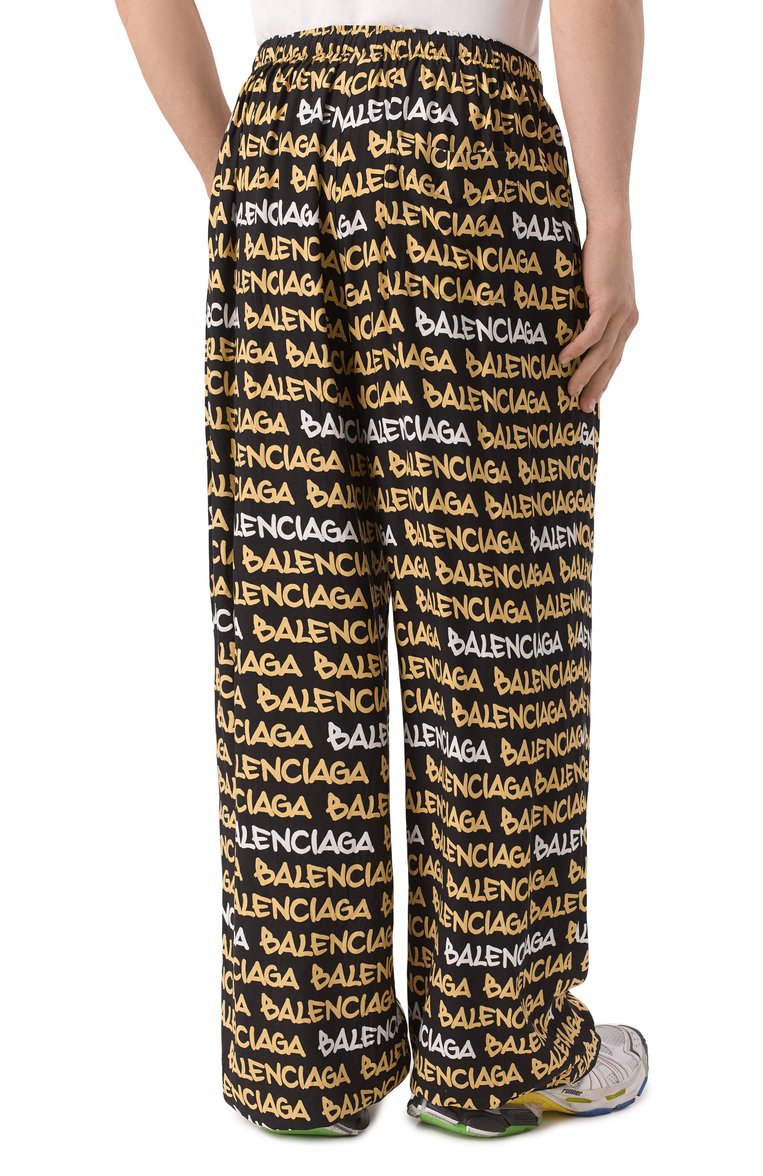 Мужские брюки из вискозы BALENCIAGA разноцветного цвета, арт. 681819/TRLJ3 | Фото 4 (Длина (брюки, джинсы): Стандартные; Материал внешний: Вискоза; Случай: Повседневный; Стили: Гранж; Автоматизация ТО: Проставлено; Автоматизация состава: Проставлено)