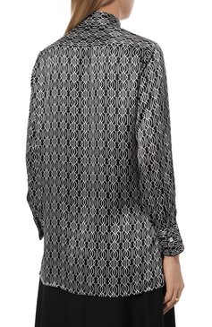 Женская атласная блузка KITON темно-синего цвета, арт. D57445K0978C | Фото 4 (Рукава: Длинные; Длина (для топов): Удлиненные; Материал внешний: Шелк; Стили: Кэжуэл; Женское Кросс-КТ: Блуза-одежда; Принт: С принтом)
