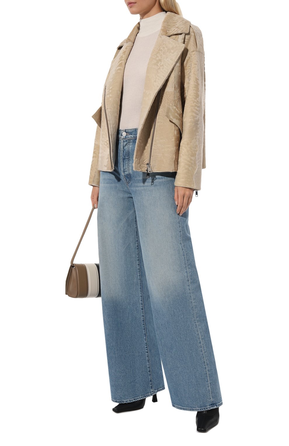 Куртка из каракульчи VICTORIA KUSENKOVA кремового цвета по цене 1320000 руб., арт. 767100012603, фото 2 Куртка из каракульчи VICTORIA KUSENKOVA, арт. 767100012603, фото 2