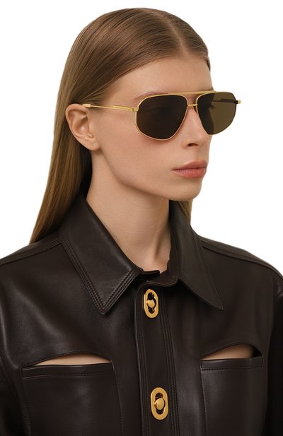 Солнцезащитные очки BOTTEGA VENETA коричневого цвета по цене 42350 руб., арт. BV1194S 002, фото 2 Солнцезащитные очки BOTTEGA VENETA, арт. BV1194S 002, фото 2
