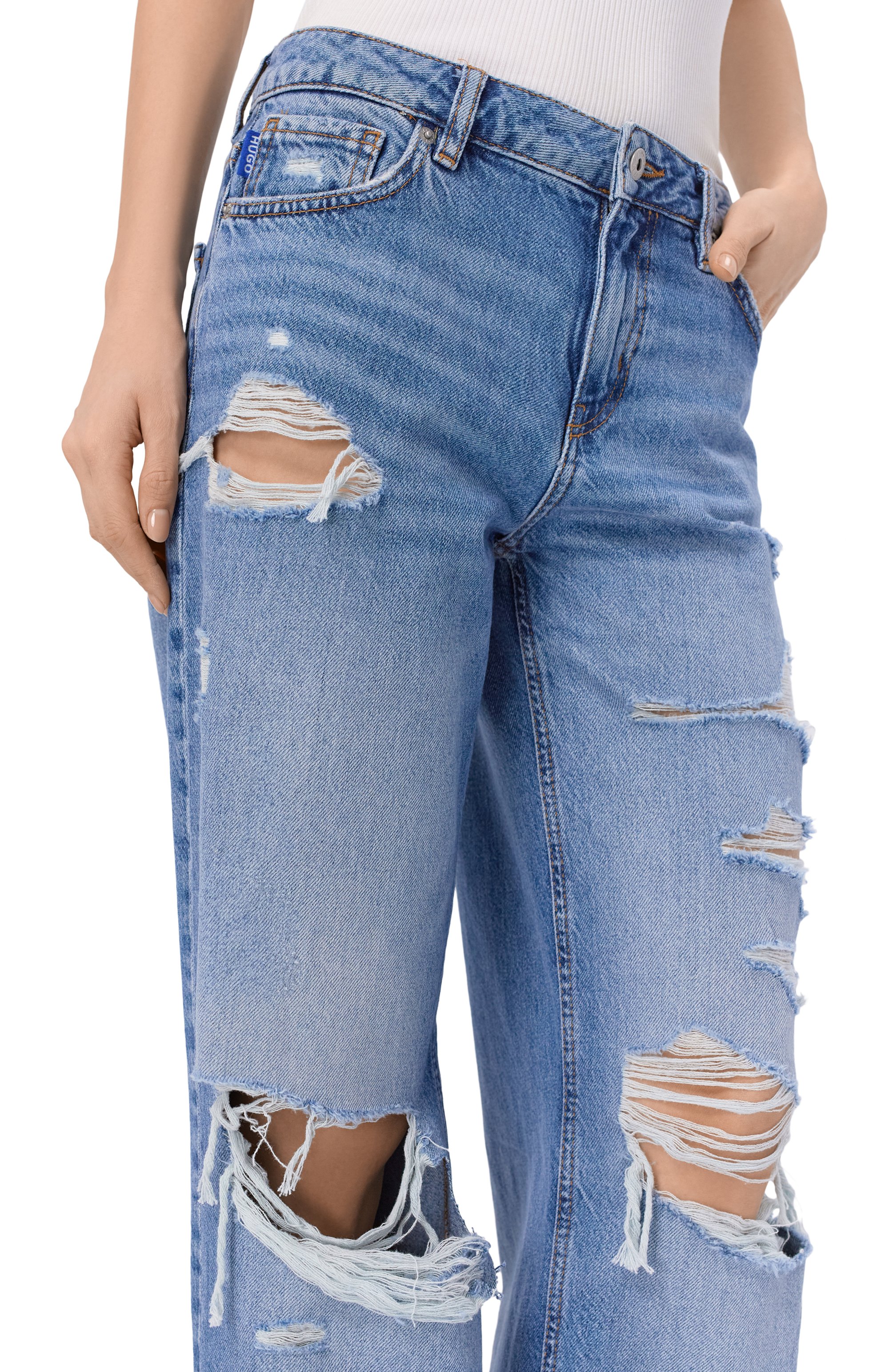 Джинсы gamala HUGO BLUE голубого цвета по цене 14900 руб., арт. 50561138, фото 5 Джинсы gamala HUGO BLUE, арт. 50561138, фото 5