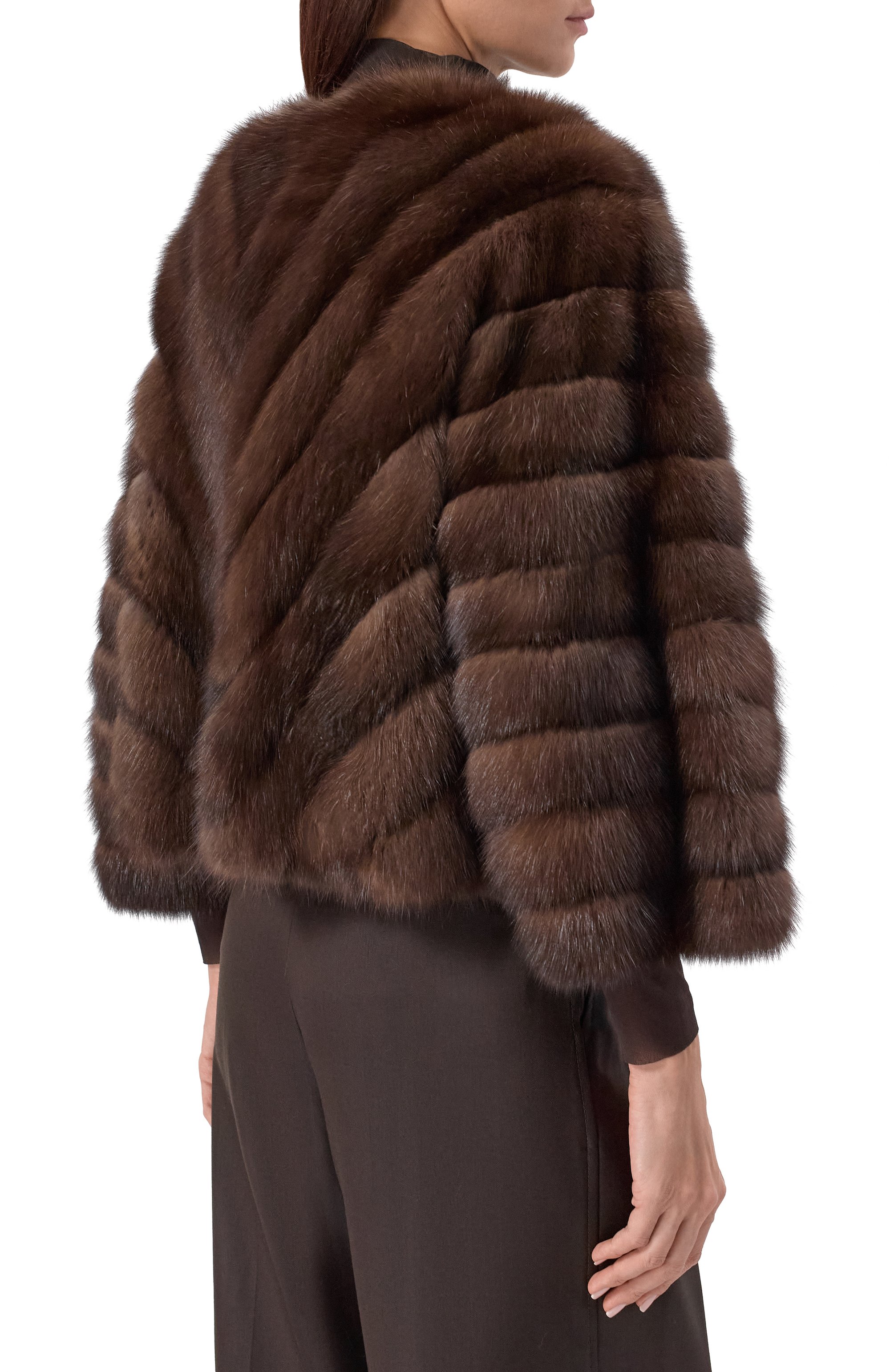 Пелерина из соболя VICTORIA KUSENKOVA коричневого цвета по цене 3498000 руб., арт. 553500003682, фото 4 Пелерина из соболя VICTORIA KUSENKOVA, арт. 553500003682, фото 4