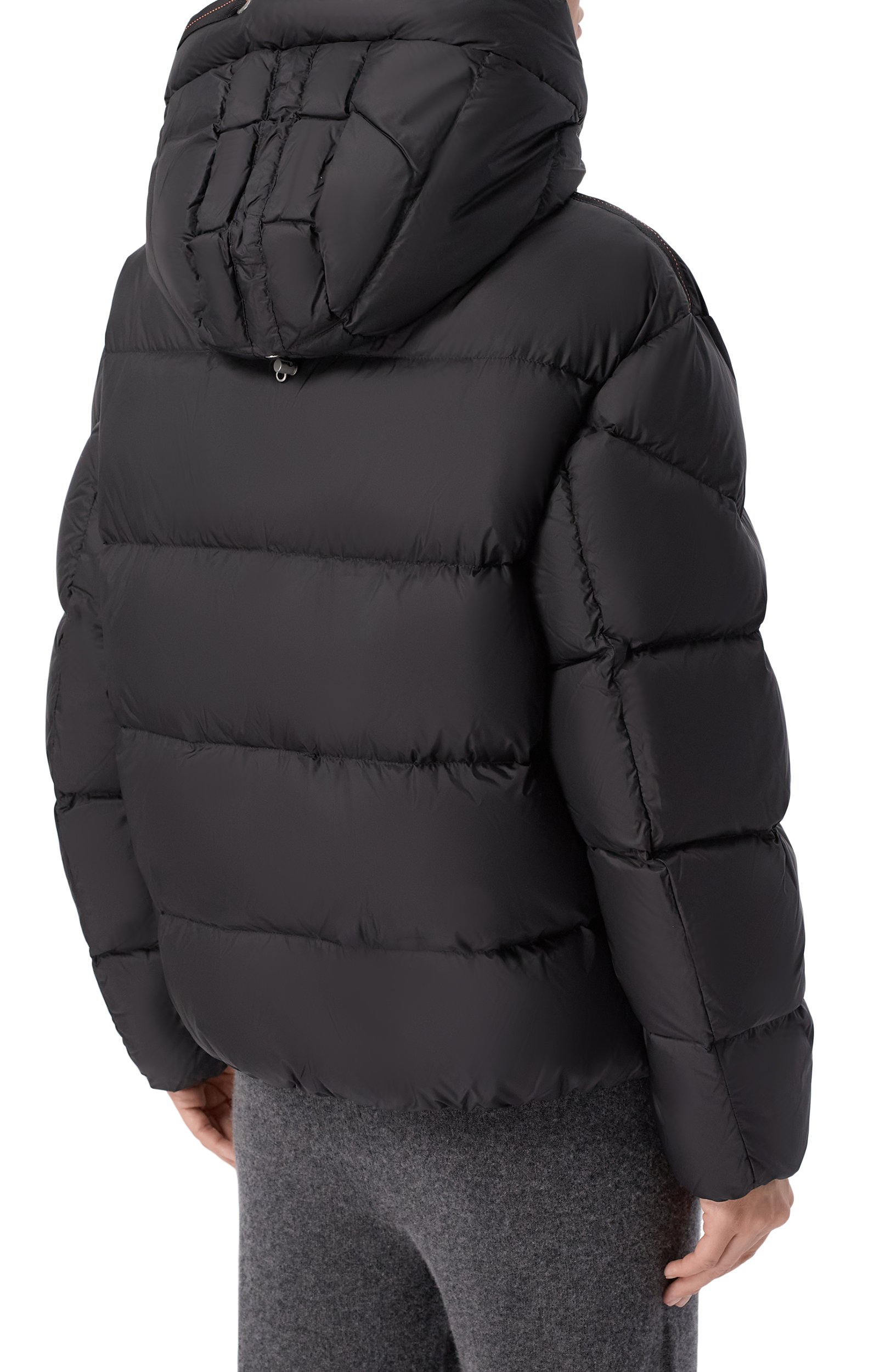 Пуховик PARAJUMPERS черного цвета по цене 94250 руб., арт. 26WMPWPUHY32, фото 4 Пуховик PARAJUMPERS, арт. 26WMPWPUHY32, фото 4