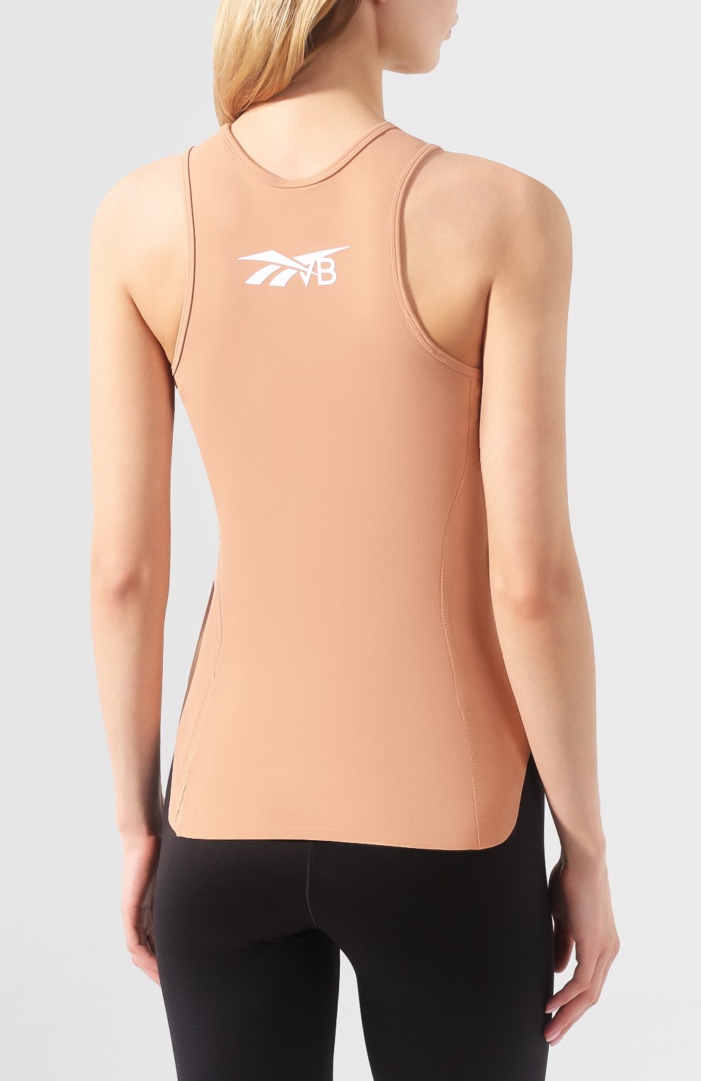 Майка reebok x victoria beckham REEBOK бежевого цвета по цене 7490 руб., арт. GG1322, фото 4 Майка reebok x victoria beckham REEBOK, арт. GG1322, фото 4