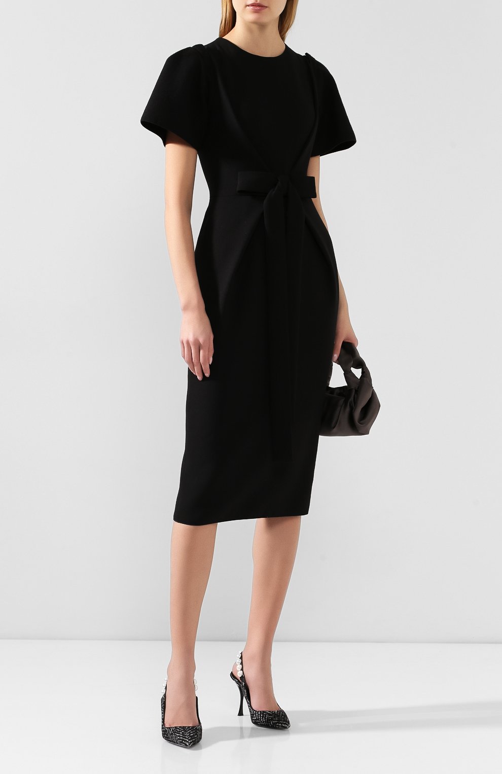 Шерстяное платье DOLCE & GABBANA черного цвета по цене 228000 руб., арт. F6F8FT/FUBD2, фото 2 Шерстяное платье DOLCE & GABBANA, арт. F6F8FT/FUBD2, фото 2