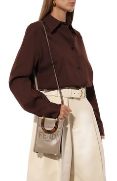 Женская сумка sunshine mini FENDI коричневого цвета, арт. 8BS051 ABVL | Фото 2 (Драгоценные камни: Проставлено; Ремень/цепочка: На ремешке; Материал сплава: Проставлено; Материал: Натуральная кожа; Размер: mini)