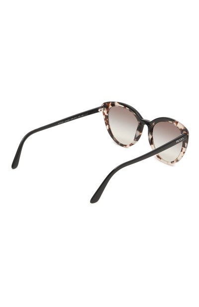 Солнцезащитные очки PRADA коричневого цвета по цене 33500 руб., арт. SPR02V-E398-F00A7, фото 4 Солнцезащитные очки PRADA, арт. SPR02V-E398-F00A7, фото 4