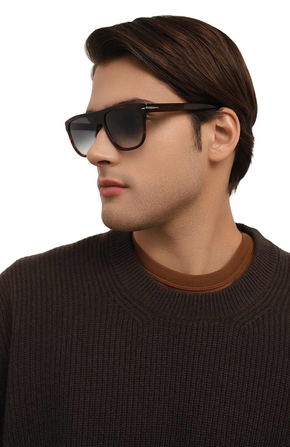 Солнцезащитные очки DAVID BECKHAM коричневого цвета по цене 27200 руб., арт. DB7111 EX4, фото 2 Солнцезащитные очки DAVID BECKHAM, арт. DB7111 EX4, фото 2