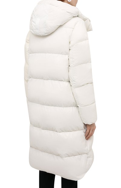 Пуховик CANADA GOOSE белого цвета по цене 146000 руб., арт. 2610LB1, фото 4 Пуховик CANADA GOOSE, арт. 2610LB1, фото 4