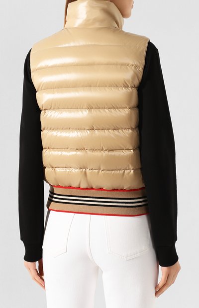 Пуховый жилет BURBERRY бежевого цвета по цене 87750 руб., арт. 8017288, фото 4 Пуховый жилет BURBERRY, арт. 8017288, фото 4