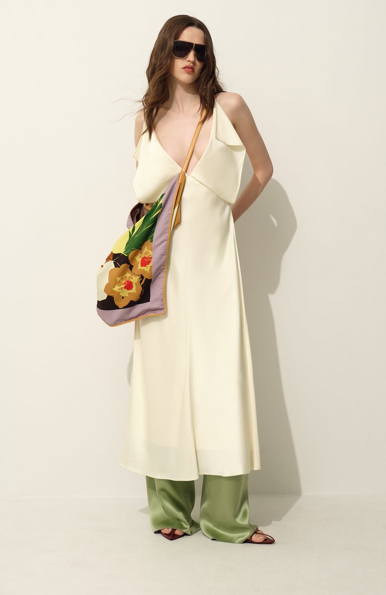 Женское атласное платье JIL SANDER кремового цвета, арт. J02CT0469-J76018 | Фото 7 (Длина Ж (юбки, платья, шорты): Миди; Материал внешний: Синтетический материал; Случай: Повседневный; Женское Кросс-КТ: Платье-одежда; Стили: Минимализм; Автоматизация состава: Проставлено; Автоматизация ТО: Проставлено; Рукава: На бретелях)