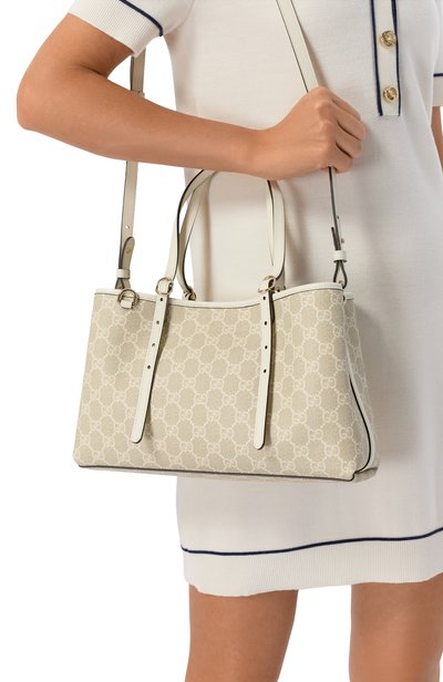 Женская сумка-тоут gg emblem medium GUCCI, арт. 815214/FAD6L