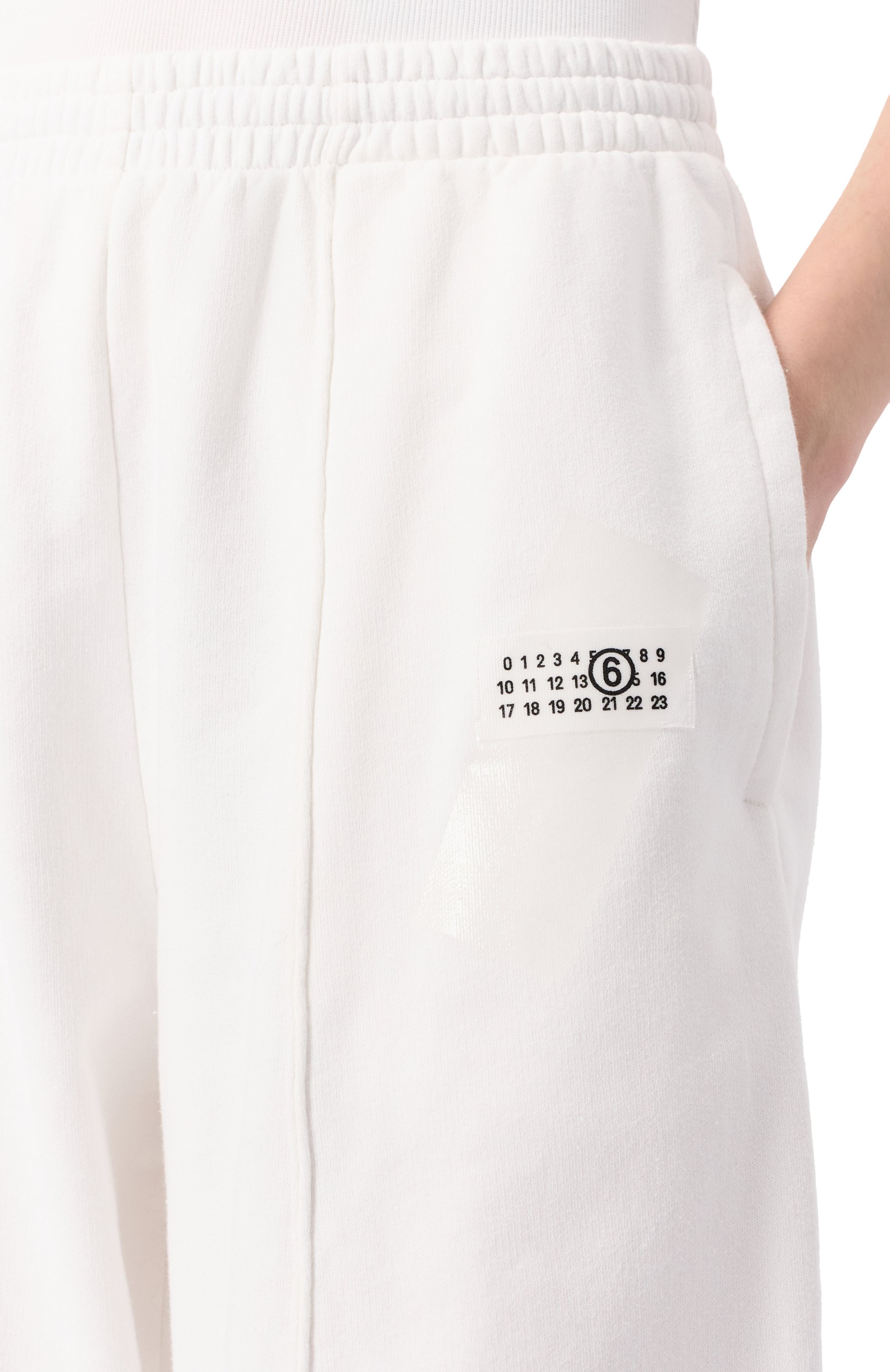 Хлопковые брюки MM6 белого цвета по цене 61550 руб., арт. S52KA0528/M25014, фото 5 Хлопковые брюки MM6, арт. S52KA0528/M25014, фото 5