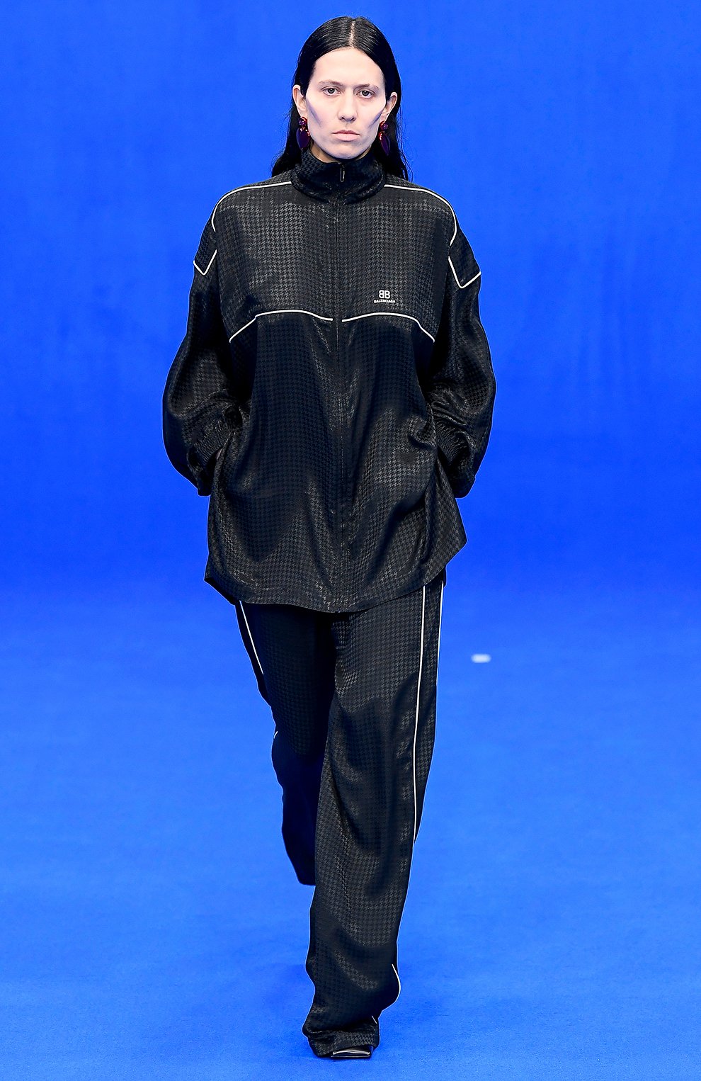 Брюки BALENCIAGA черного цвета по цене 74450 руб., арт. 623900/TI028, фото 6 Брюки BALENCIAGA, арт. 623900/TI028, фото 6