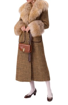 Женская сумка fiamma mini FERRAGAMO коричневого цвета, арт. 218951/775017 | Фото 7 (Драгоценные камни: Проставлено; Материал: Натуральная кожа; Ремень/цепочка: На ремешке; Материал сплава: Проставлено; Размер: mini)