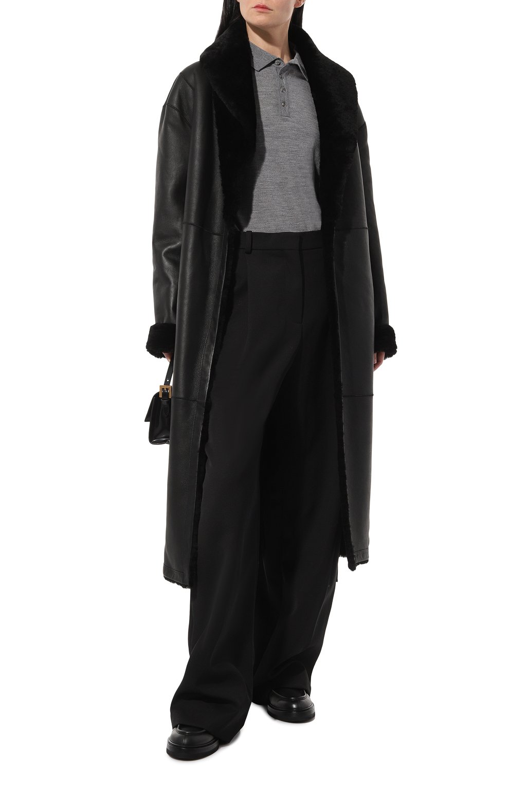 Двусторонняя дубленка из овчины BATS черного цвета по цене 160000 руб., арт. TC_12_, фото 2 Двусторонняя дубленка из овчины BATS, арт. TC_12_, фото 2