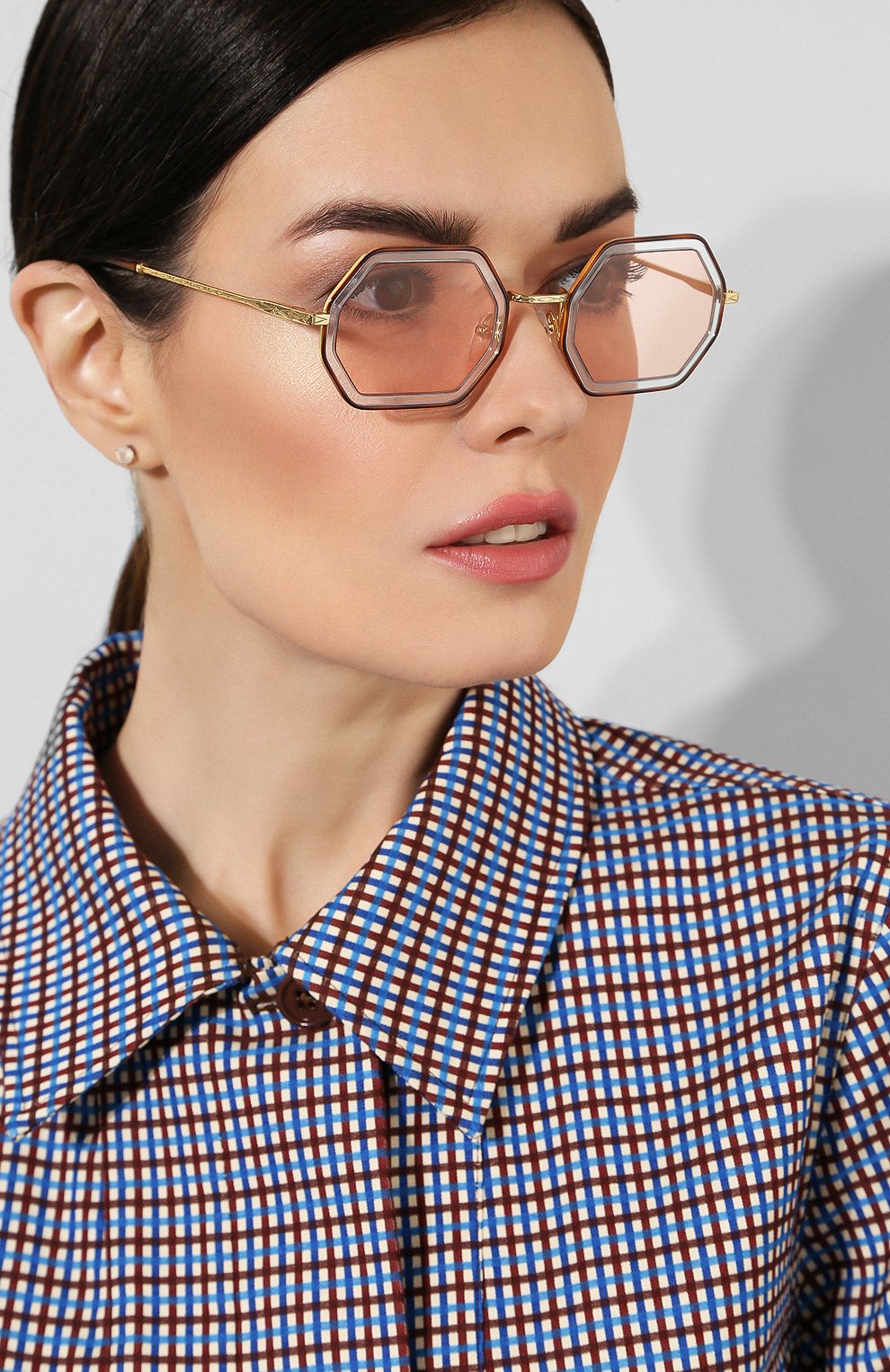 Солнцезащитные очки CHLOÉ светло-розового цвета по цене 24950 руб., арт. 146S-251, фото 2 Солнцезащитные очки CHLOÉ, арт. 146S-251, фото 2