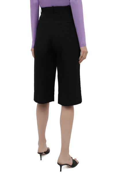 Шорты LOW CLASSIC черного цвета по цене 25050 руб., арт. L0W21SS_SR02BK, фото 4 Шорты LOW CLASSIC, арт. L0W21SS_SR02BK, фото 4