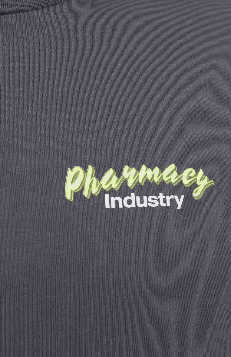 Мужская хлопковая футболка PHARMACY INDUSTRY темно-серого цвета, арт. PHABM00196 | Фото 6 (Длина (для топов): Стандартные; Рукава: Короткие; Материал внешний: Хлопок; Принт: С принтом; Стили: Гранж; Мужское Кросс-КТ: Футболка-одежда; Кросс-КТ: Джерси)
