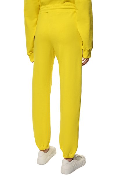 Хлопковые джоггеры MSGM желтого цвета по цене 24550 руб., арт. 3241MDP500 227299, фото 4 Хлопковые джоггеры MSGM, арт. 3241MDP500 227299, фото 4