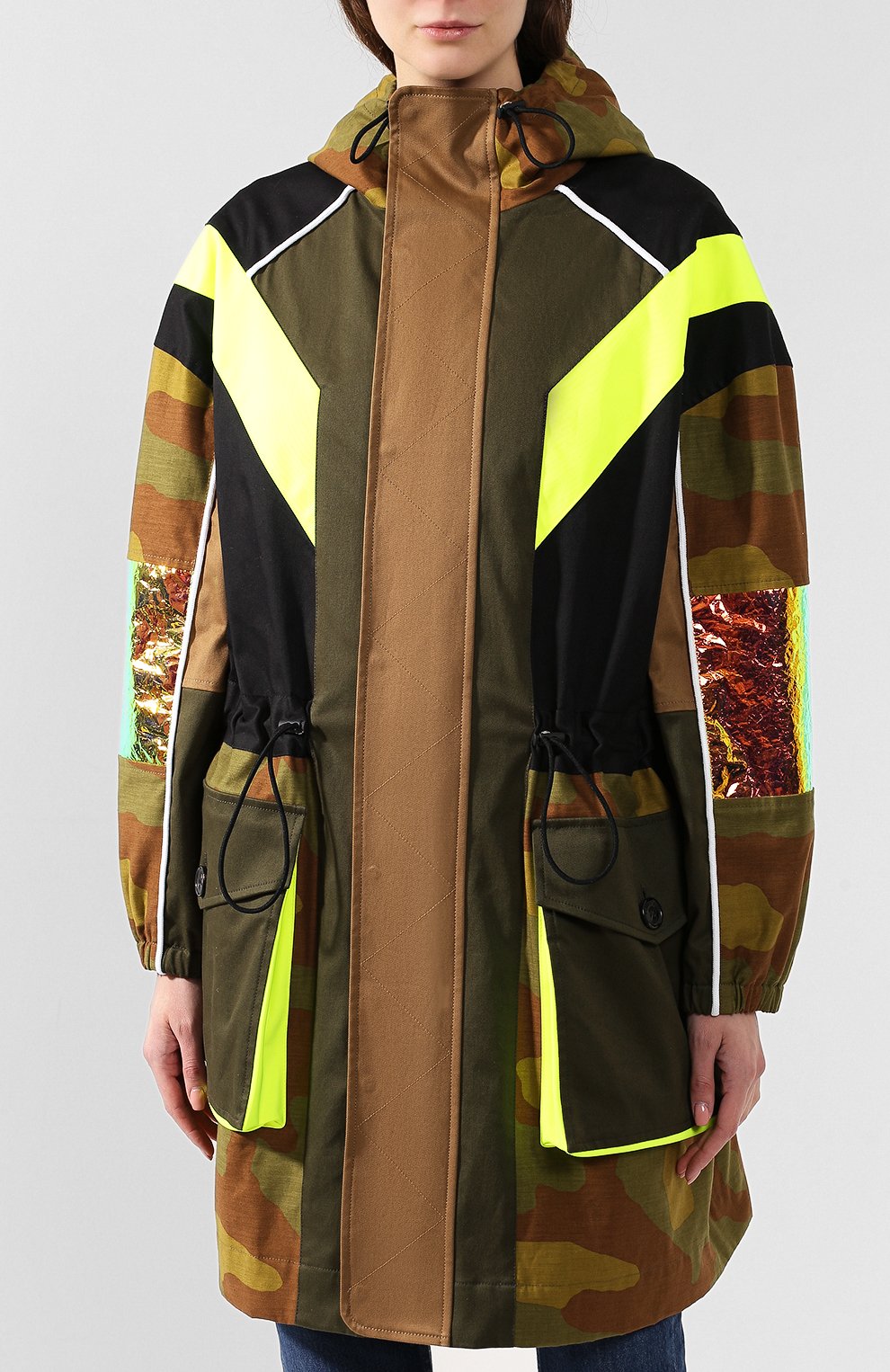 Парка DSQUARED2 разноцветного цвета по цене 168500 руб., арт. S72AA0385/S49605, фото 3 Парка DSQUARED2, арт. S72AA0385/S49605, фото 3