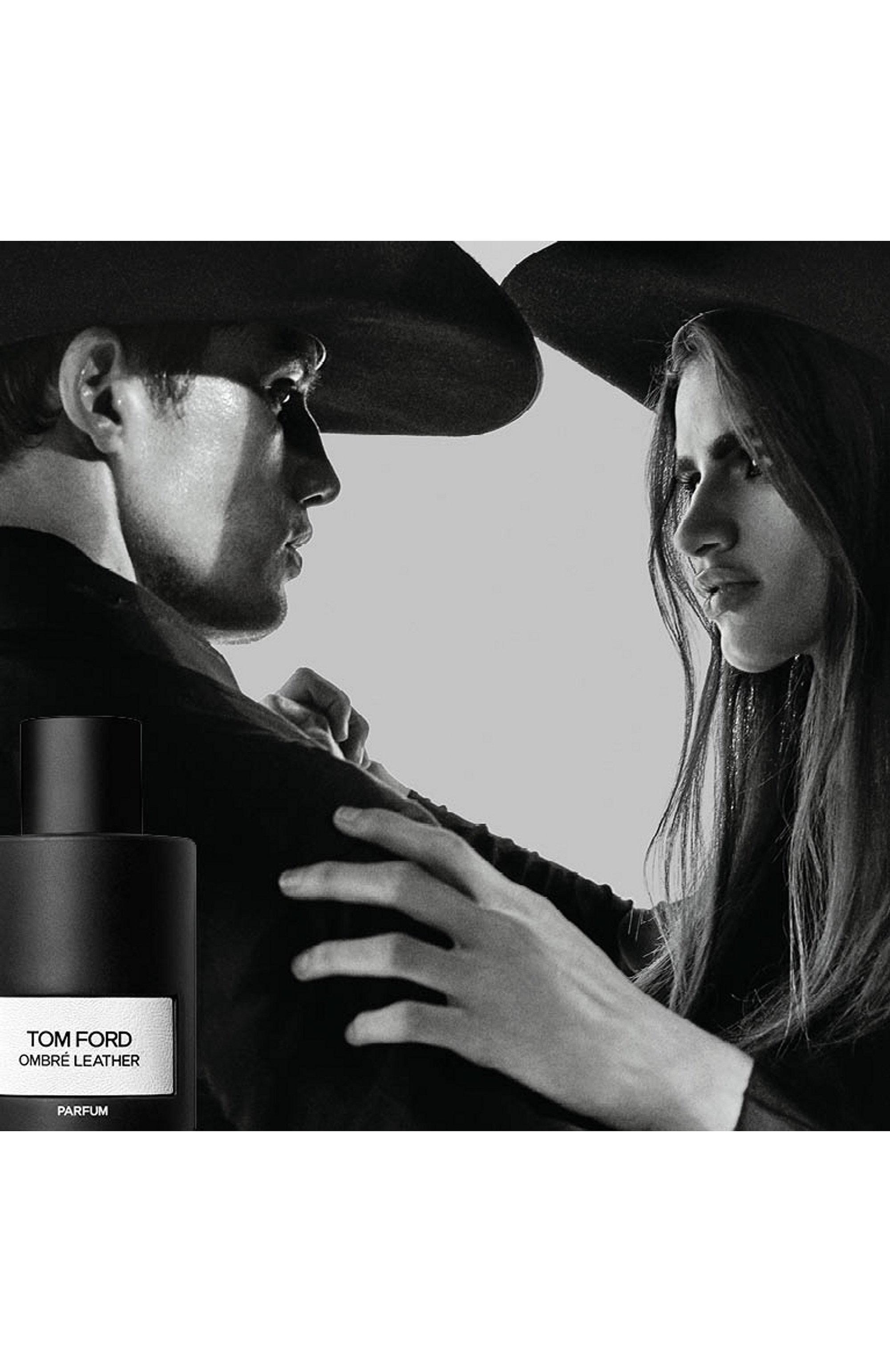 Парфюмерная вода ombre leather parfum (50ml) TOM FORD бесцветного цвета по цене 22300 руб., арт. T9C8-01, фото 2 Парфюмерная вода ombre leather parfum (50ml) TOM FORD, арт. T9C8-01, фото 2