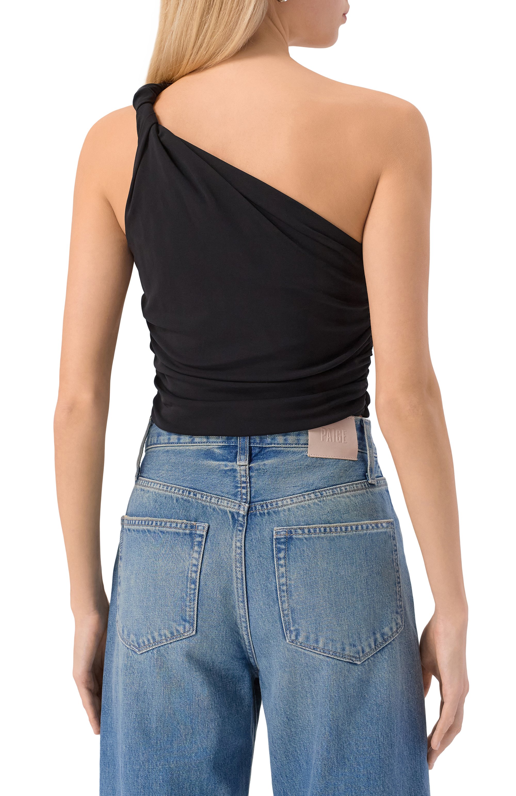 Топ из вискозы 12 STOREEZ черного цвета по цене 7800 руб., арт. 131563, фото 4 Топ из вискозы 12 STOREEZ, арт. 131563, фото 4