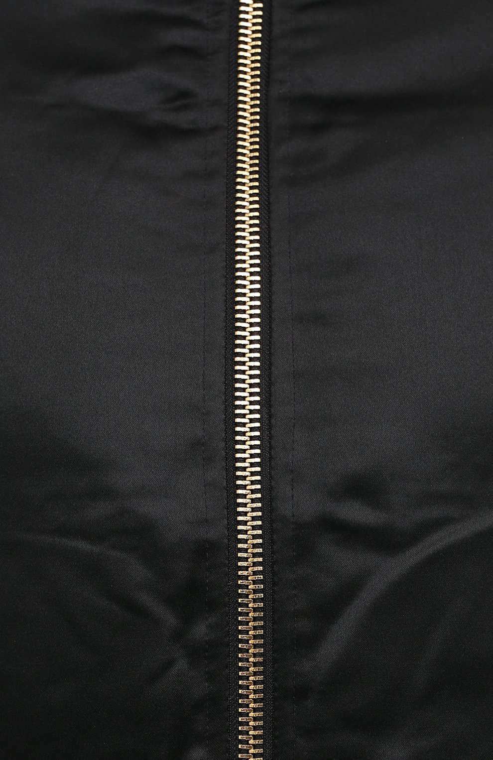 Пуховая куртка VERSACE JEANS COUTURE черного цвета по цене 68150 руб., арт. E5HZA959-ZDP409/25131, фото 5 Пуховая куртка VERSACE JEANS COUTURE, арт. E5HZA959-ZDP409/25131, фото 5